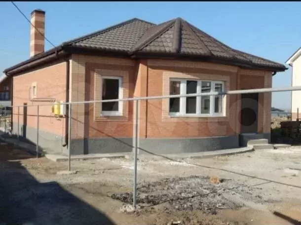 Дом 100 м на участке 4,5 сот. - Фото 1