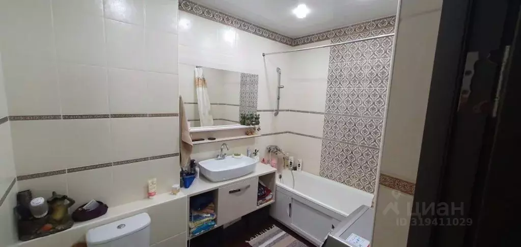 2-к кв. Саха (Якутия), Якутск ул. Лермонтова, 94/2 (64.0 м) - Фото 1