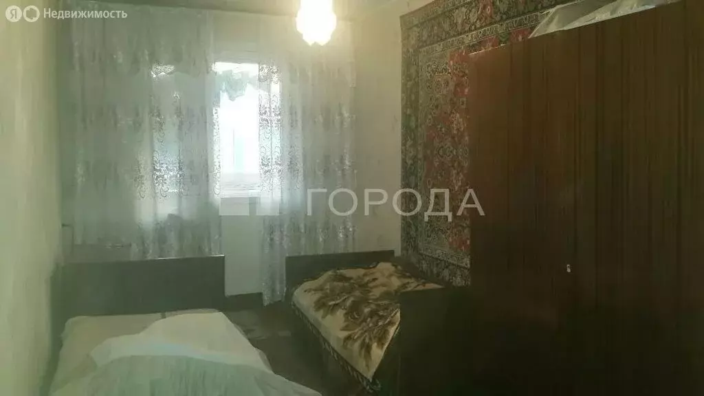 3-комнатная квартира: Барнаул, улица Панфиловцев, 25 (61.9 м) - Фото 1