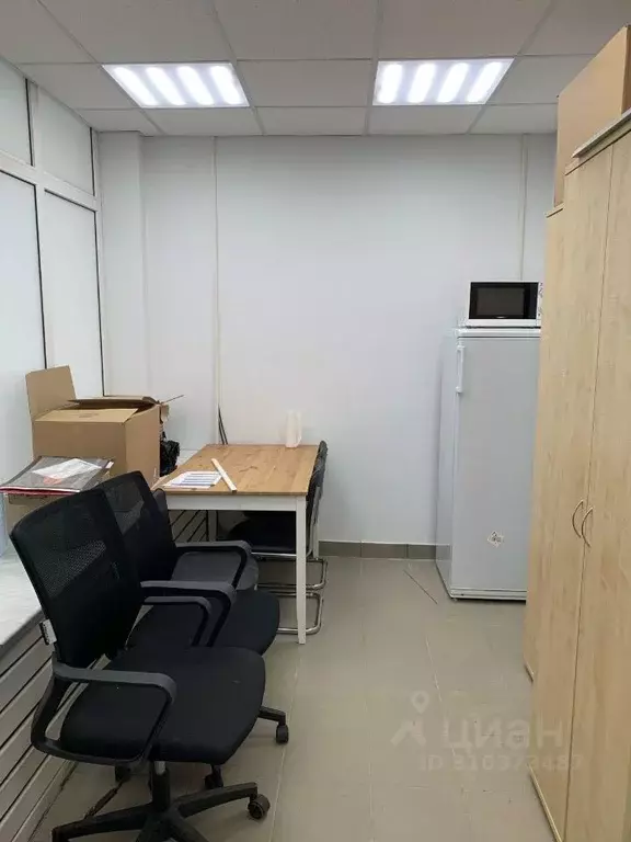 Торговая площадь в Кемеровская область, Новокузнецк ул. Тольятти, 26 ... - Фото 0