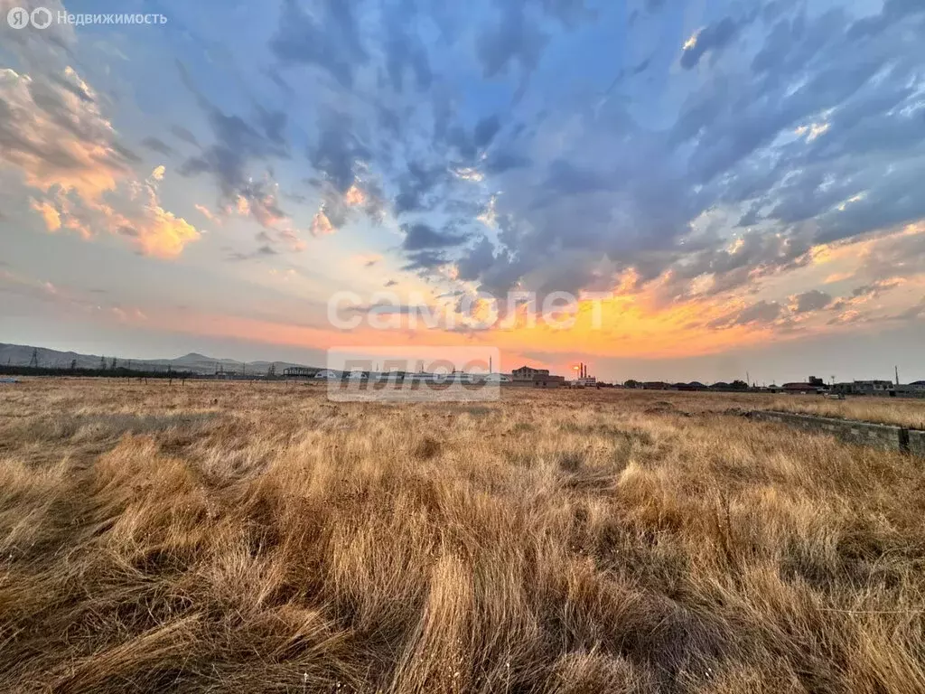 Участок в Нижний Чирюрт, село Нижний Чирюрт, Симферопольская улица (8 ... - Фото 0