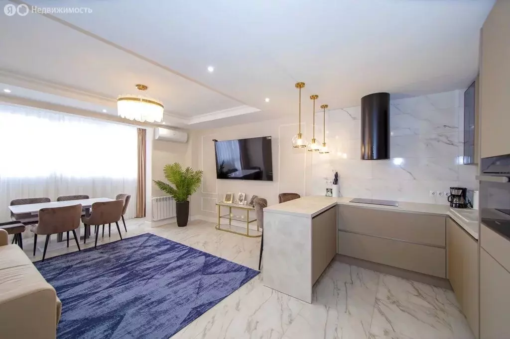 3-комнатная квартира: Сочи, микрорайон Центральный, улица Роз, 32А (90 ... - Фото 2