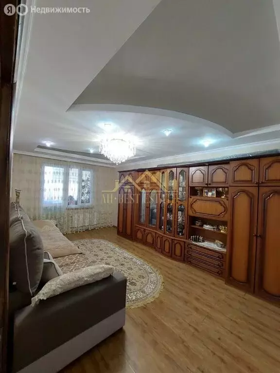 2-комнатная квартира: Владикавказ, улица Алихана Гагкаева, 5к7 (61.2 ... - Фото 2