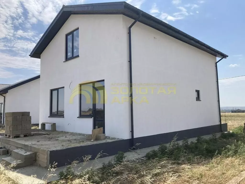 Дом в Краснодарский край, Темрюкский район, Тамань ст-ца пер. ... - Фото 1