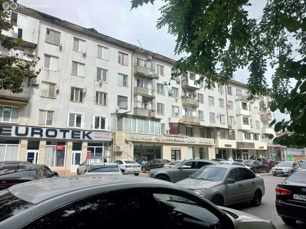 3-комнатная квартира: Махачкала, проспект Гамидова, 20 (76.7 м) - Фото 0
