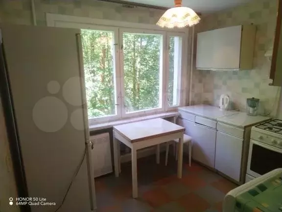 2-к. квартира, 49 м, 2/9 эт. - Фото 0