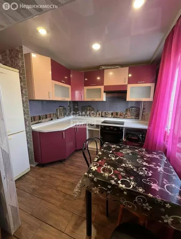 2-комнатная квартира: Ангарск, 8-й микрорайон, 1 (45 м) - Фото 1