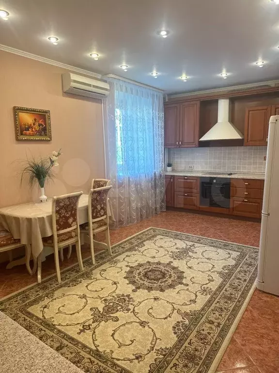 1-к. квартира, 60 м, 5/9 эт. - Фото 0