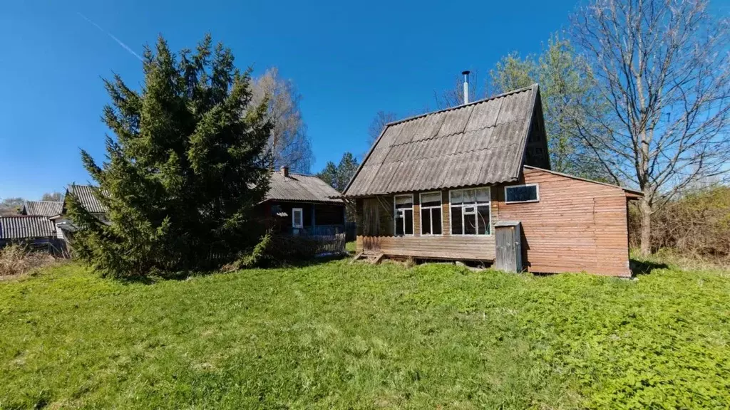 Дом в Новгородская область, Крестцы рп ул. Большевиков, 37 (34 м) - Фото 1