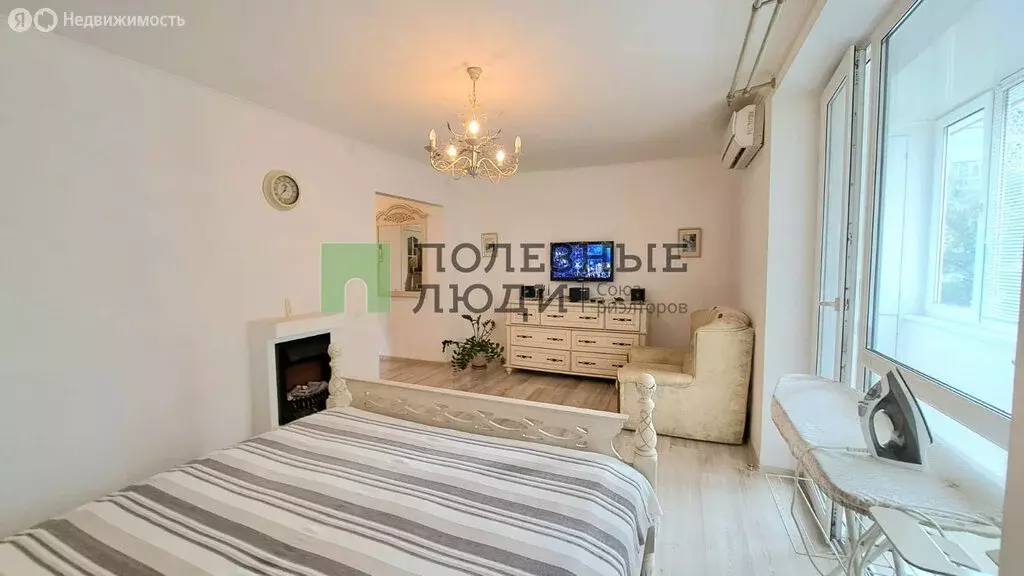 1-комнатная квартира: Евпатория, проспект Победы, 52 (36.4 м) - Фото 2