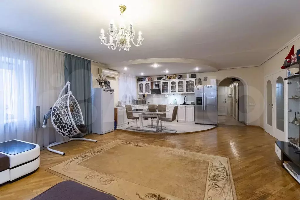 3-к. квартира, 111 м, 3/9 эт. - Фото 1