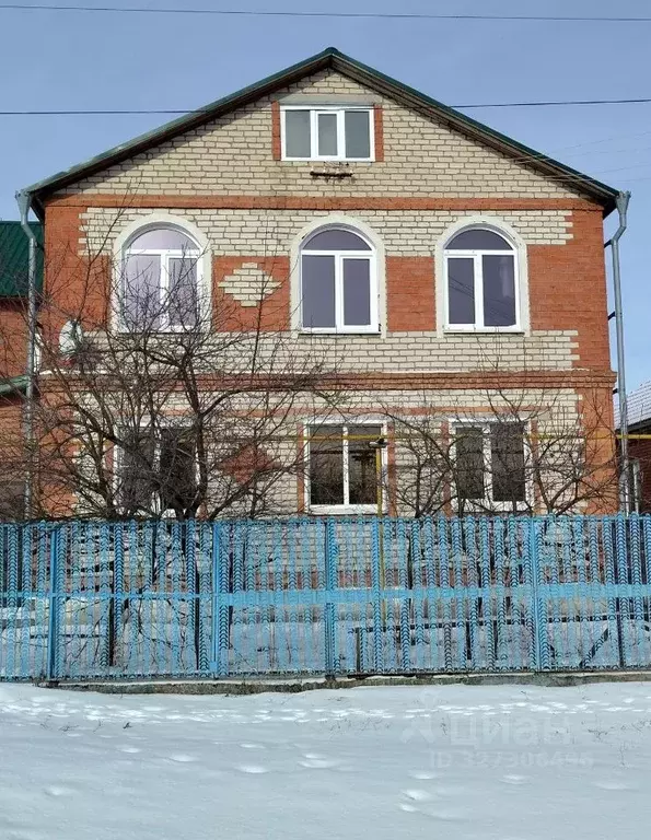 Дом в Самарская область, Ставропольский район, с. Выселки Советская ... - Фото 2