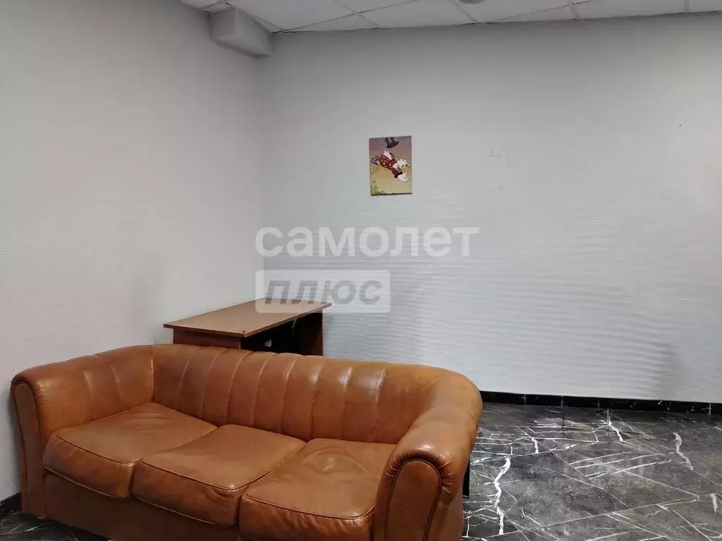 Помещение свободного назначения в Омская область, Омск ул. Гагарина, ... - Фото 2