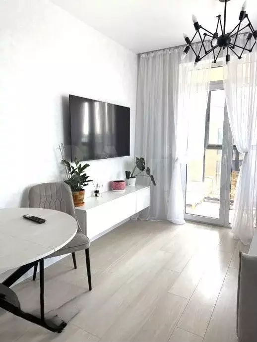 2-к. квартира, 56 м, 7/17 эт. - Фото 1