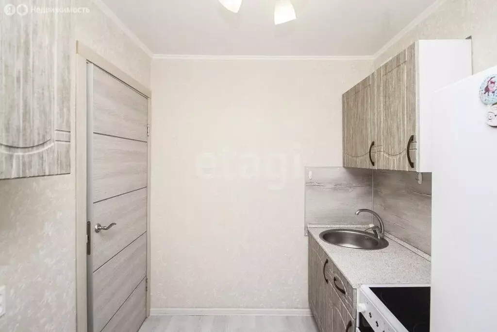 1-комнатная квартира: Тюмень, улица Ватутина, 16 (28.4 м) - Фото 2