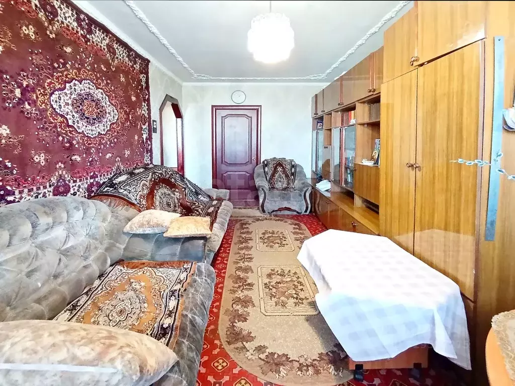 3-к кв. Омская область, Омск Харьковская ул., 9 (60.3 м) - Фото 1