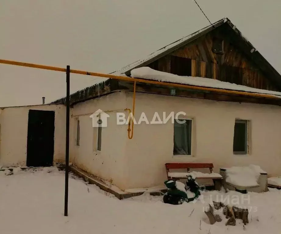 Дом в Оренбургская область, Домбаровский район, Ащебутакский ... - Фото 0