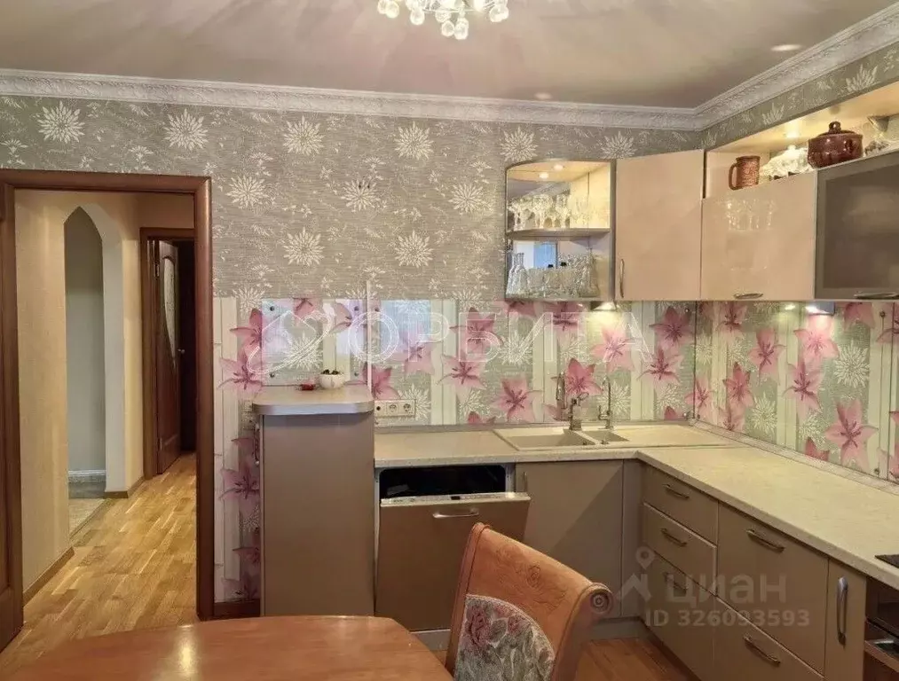 2-к кв. Тюменская область, Тюмень ул. Пермякова, 84к1 (67.2 м) - Фото 2