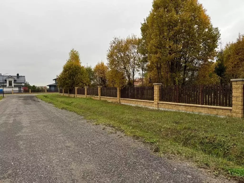 Участок в Тверская область, Конаковский муниципальный округ, д. ... - Фото 1