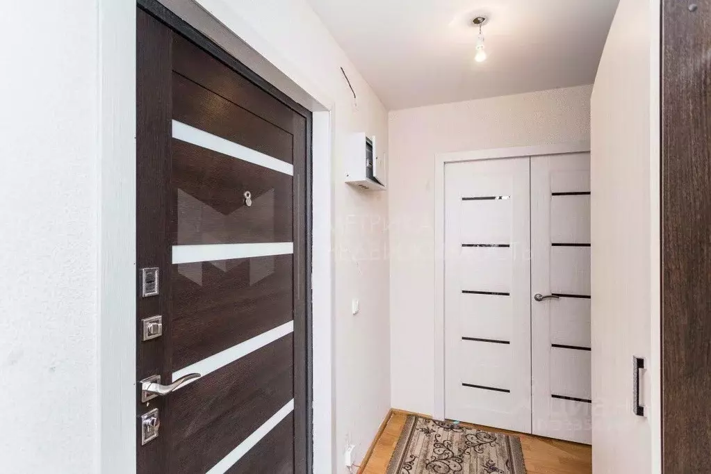 3-к кв. Тюменская область, Тюмень Антипино мкр, ул. Беловежская, 17 ... - Фото 1