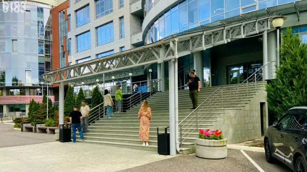 Помещение свободного назначения (1011.8 м) - Фото 1