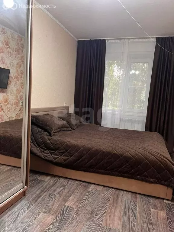 4-комнатная квартира: Белокуриха, улица Академика Мясникова, 23 (61.8 ... - Фото 0