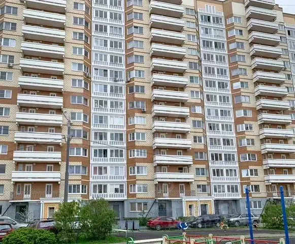 2-к кв. Московская область, Домодедово Южный мкр, ул. Курыжова, 26к1 ... - Фото 0