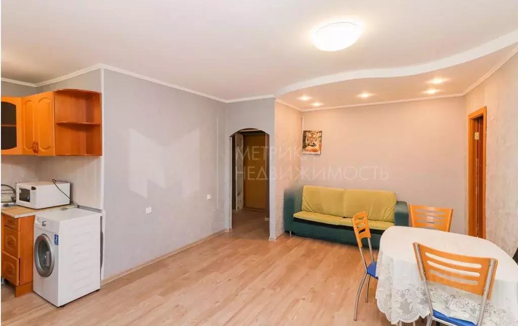 2-к кв. Тюменская область, Тюмень ул. Мельникайте, 103 (42.3 м) - Фото 1