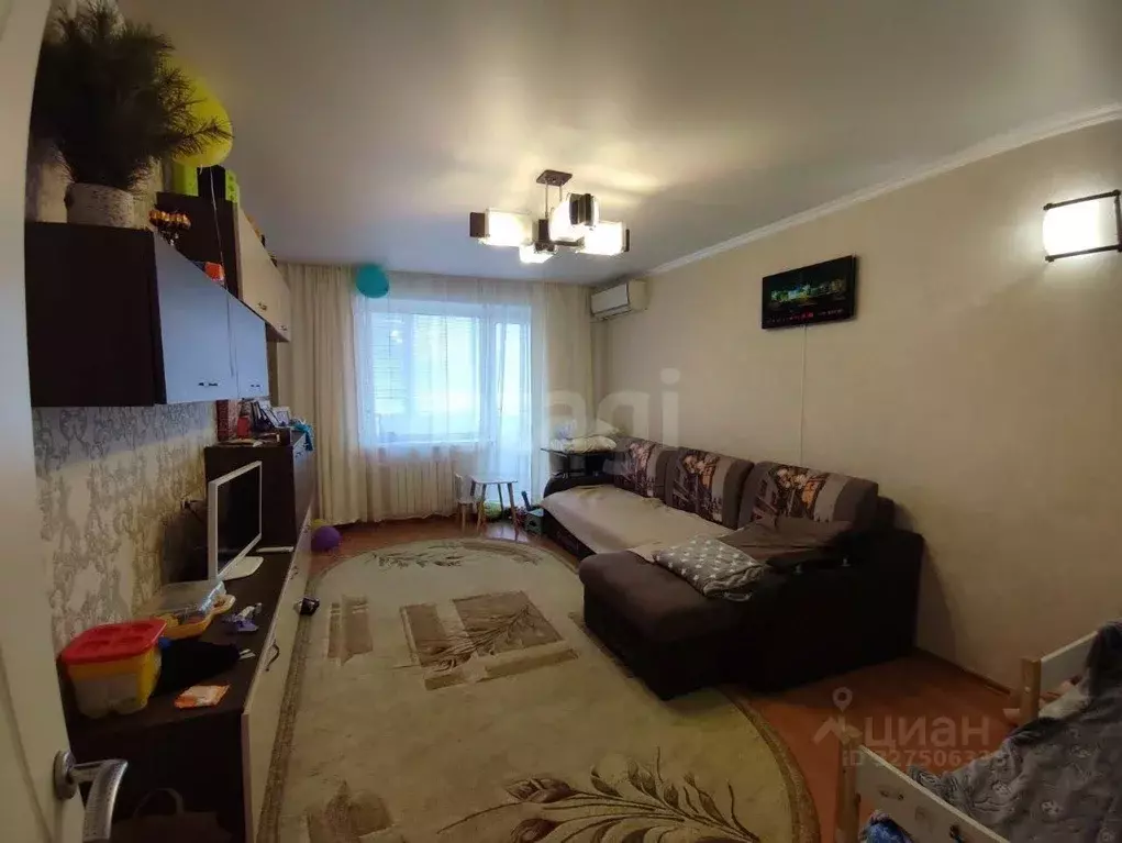 3-к кв. Белгородская область, Старый Оскол Восточный мкр, 14 (74.6 м) - Фото 1