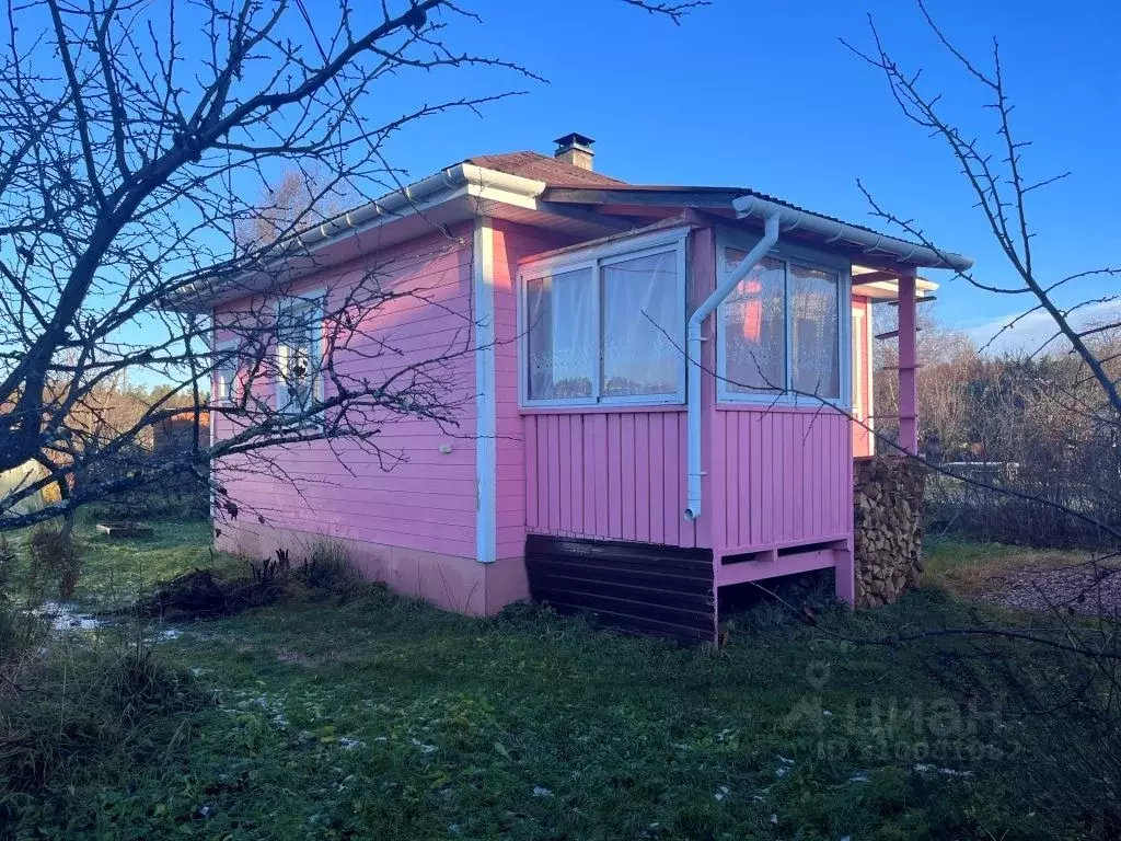 Дом в Ленинградская область, Приозерское городское поселение, Заречный ... - Фото 1