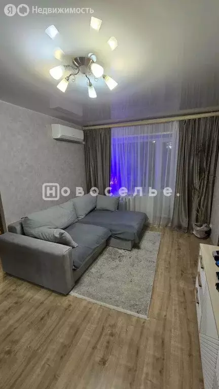 1-комнатная квартира: Рязань, улица Халтурина, 2 (42.7 м) - Фото 2