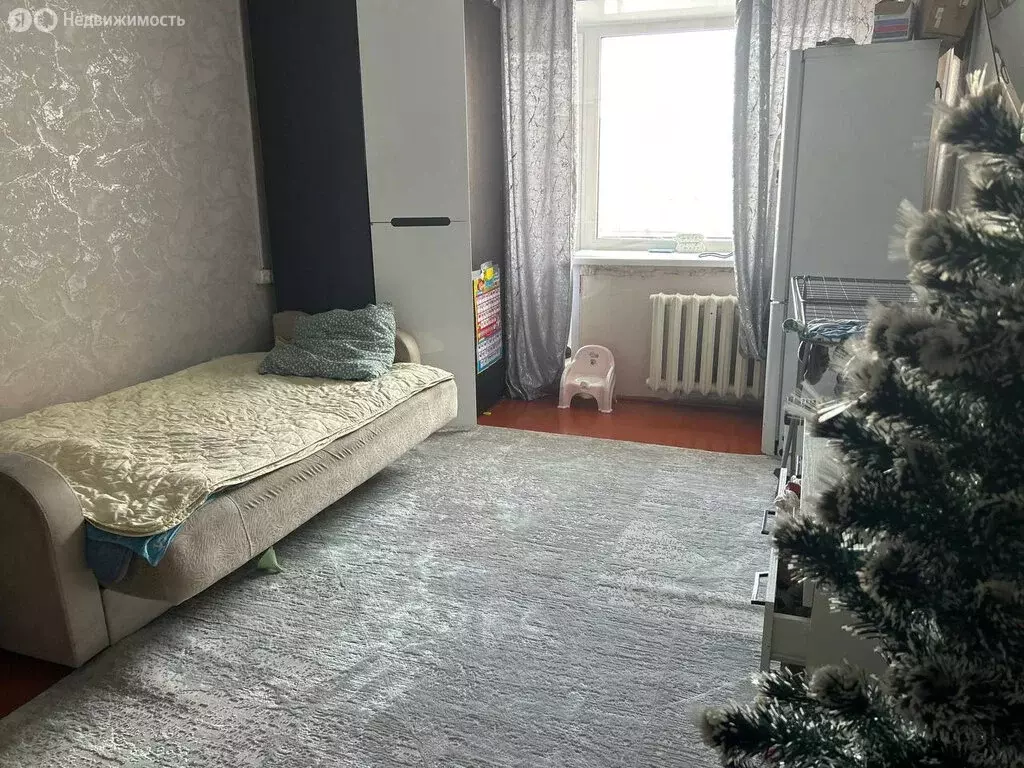 1-комнатная квартира: Кызыл, улица Ооржака Лопсанчапа, 2/1 (35 м) - Фото 1