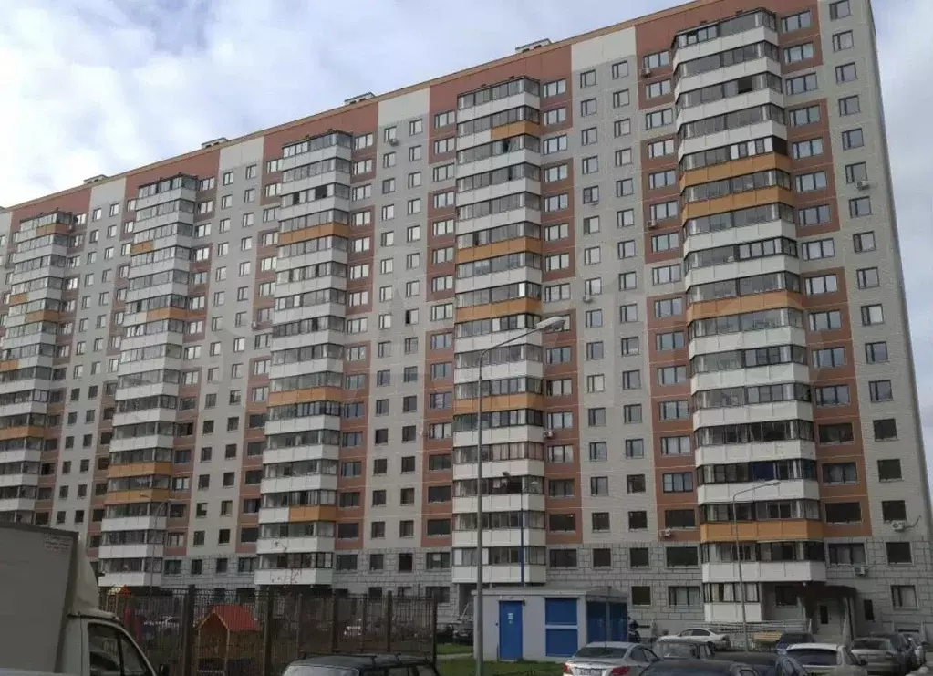 3-к. квартира, 72 м, 5/17 эт. - Фото 0