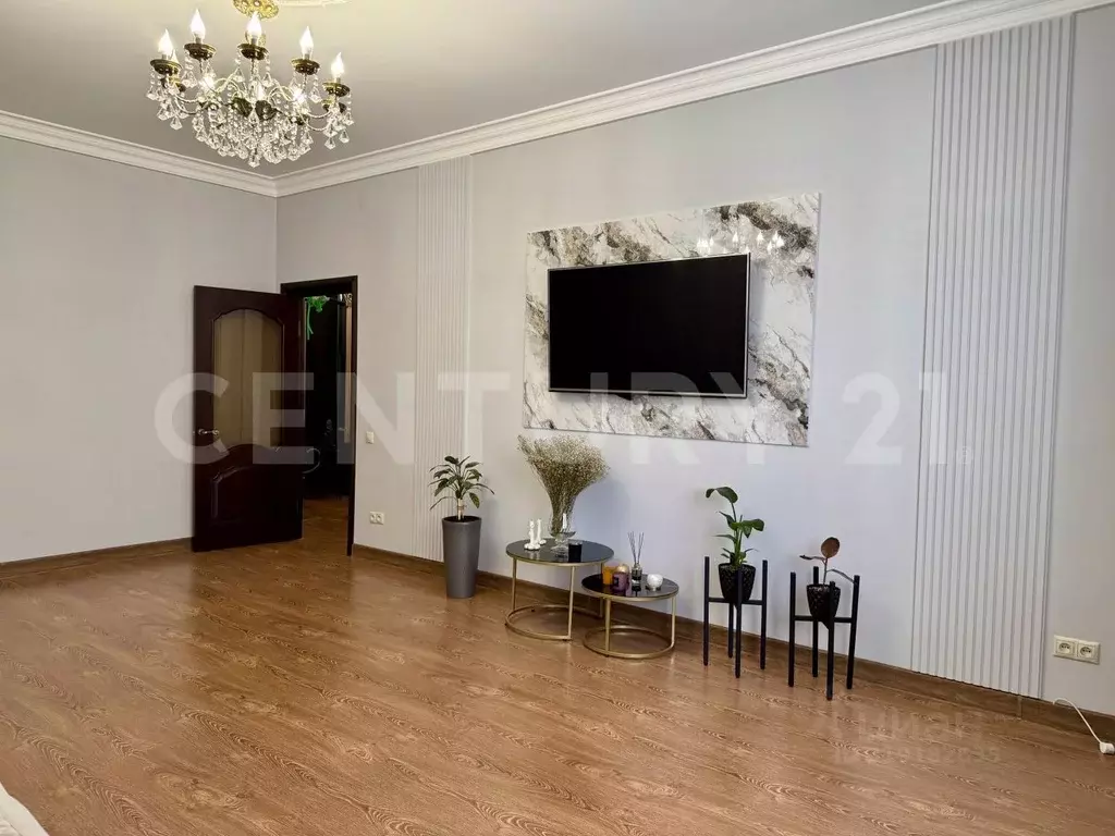 2-к кв. Дагестан, Махачкала ул. Декоративная, 18Г (82.0 м) - Фото 1