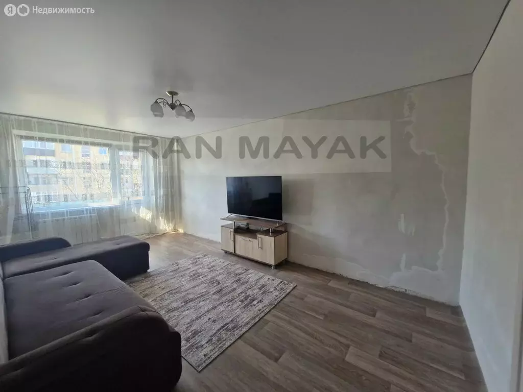 3-комнатная квартира: Майкоп, Прямая улица, 2Б (59.3 м) - Фото 2