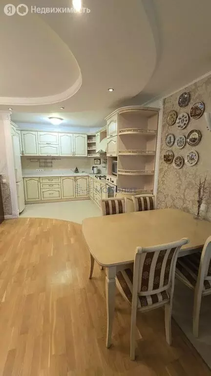 2-комнатная квартира: Нижний Новгород, улица Бориса Панина, 5к3 (91.5 ... - Фото 1