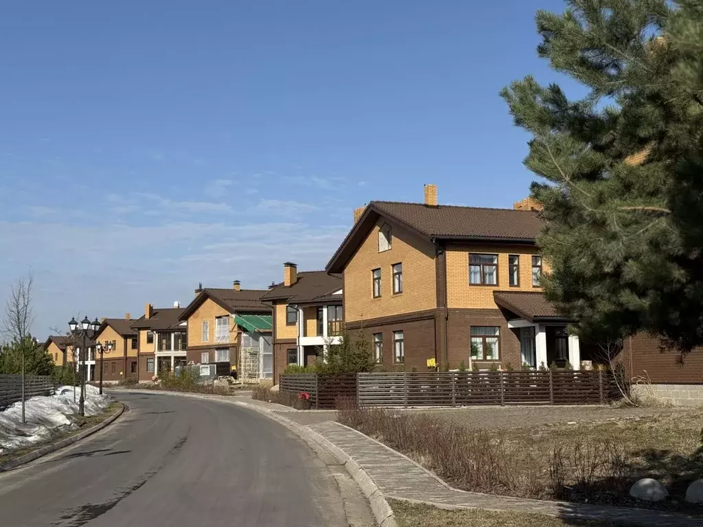 Таунхаус в Московская область, Истра муниципальный округ, д. Воронино, ... - Фото 1