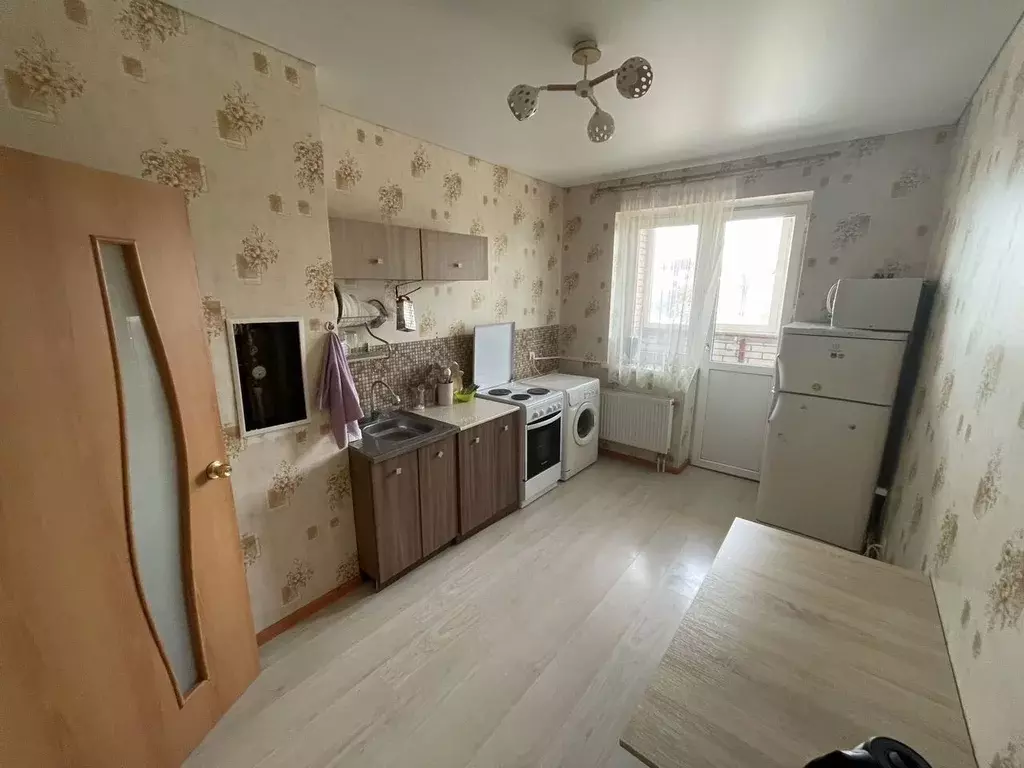 2-к кв. Краснодарский край, Горячий Ключ ул. Бабушкина, 36 (58.0 м) - Фото 1