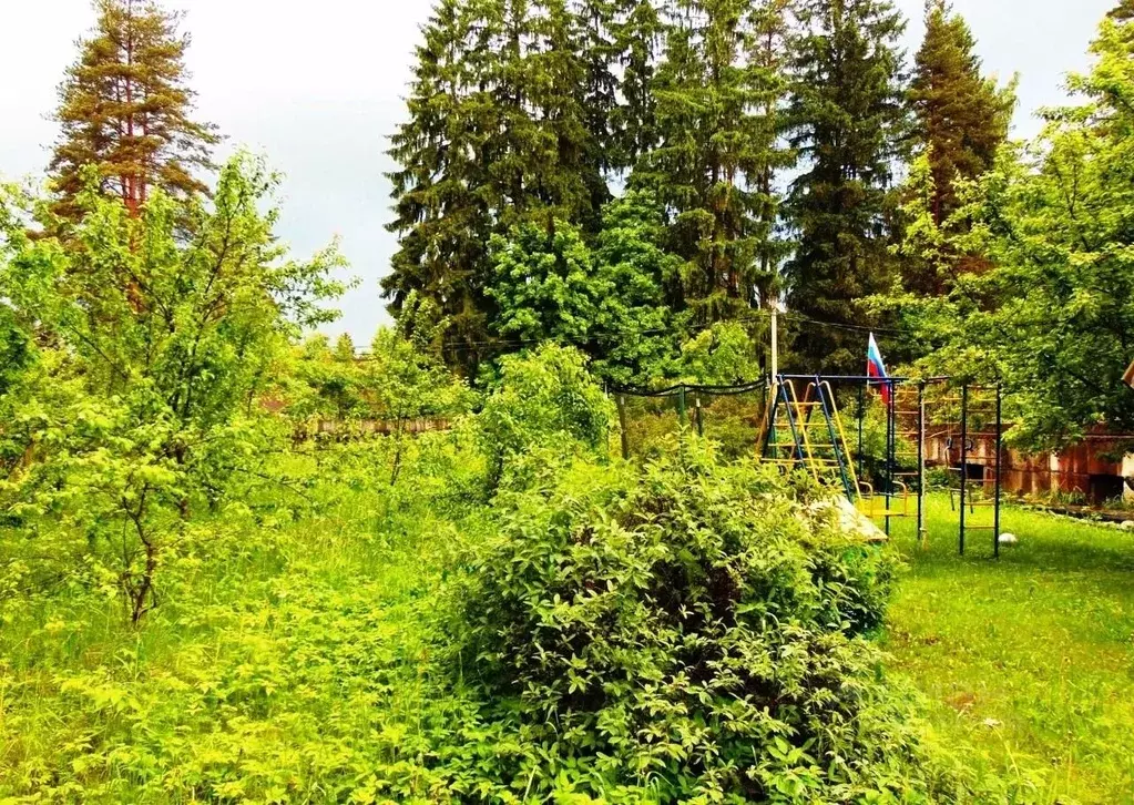 Участок в Ленинградская область, Гатчинский район, Вырица городской ... - Фото 1