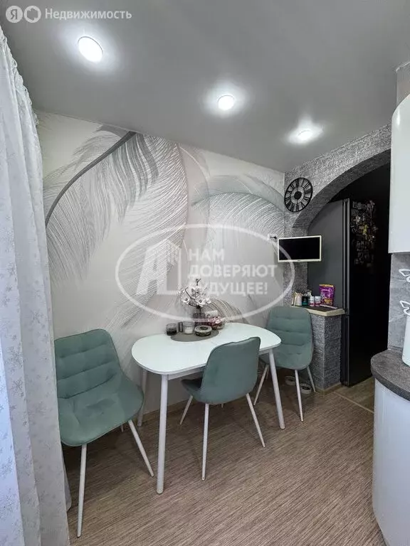 4-комнатная квартира: Чайковский, Вокзальная улица, 43 (67.3 м) - Фото 1