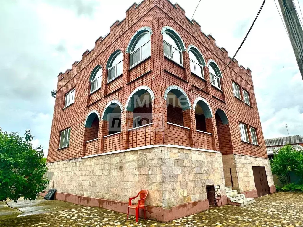 Дом в Краснодарский край, Апшеронск Крестьянская ул., 65 (298 м) - Фото 0