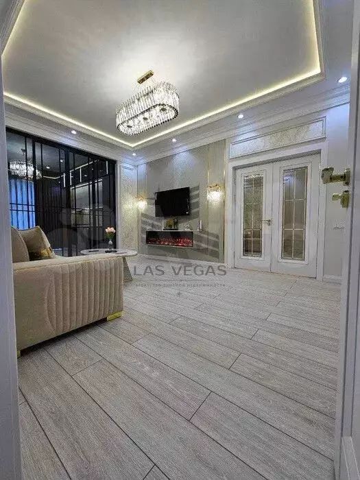2-к. квартира, 74 м, 6/8 эт. - Фото 1