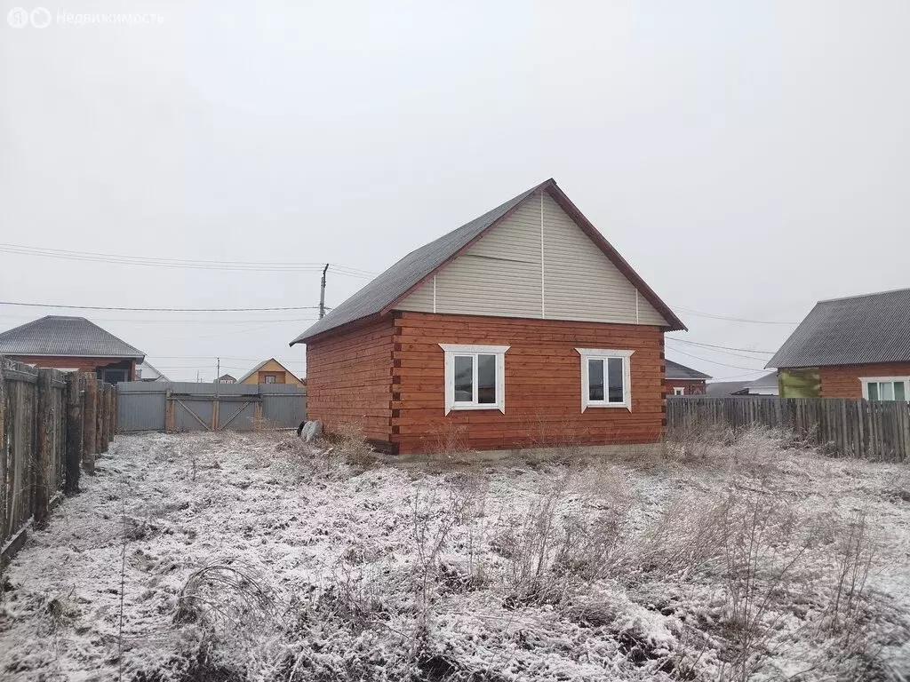 Дом в село Урик, Вишнёвая улица (117 м) - Фото 2