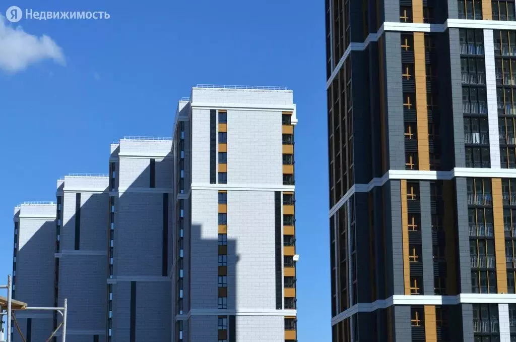2-комнатная квартира: Барнаул, улица Солнечная Поляна, 81 (60 м) - Фото 1