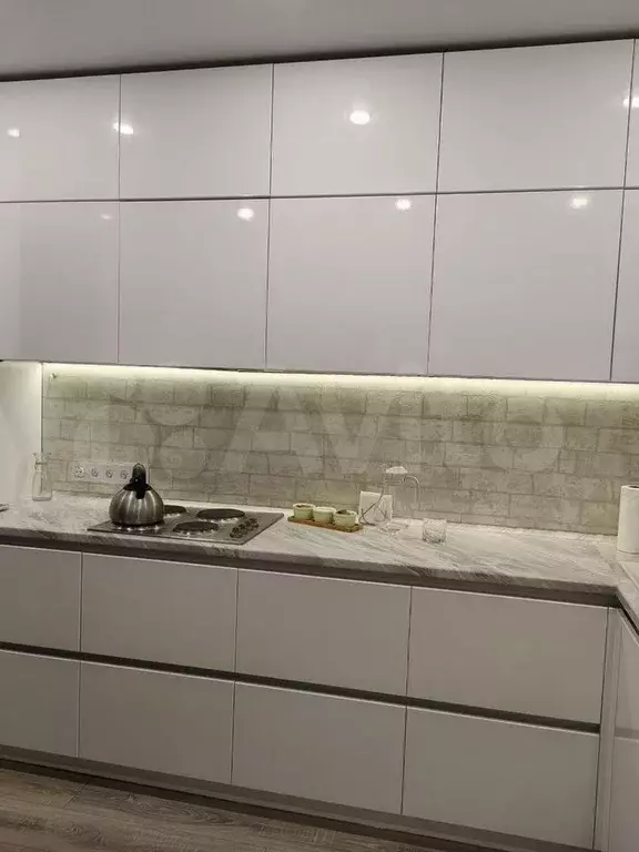 2-к. квартира, 63 м, 5/9 эт. - Фото 0