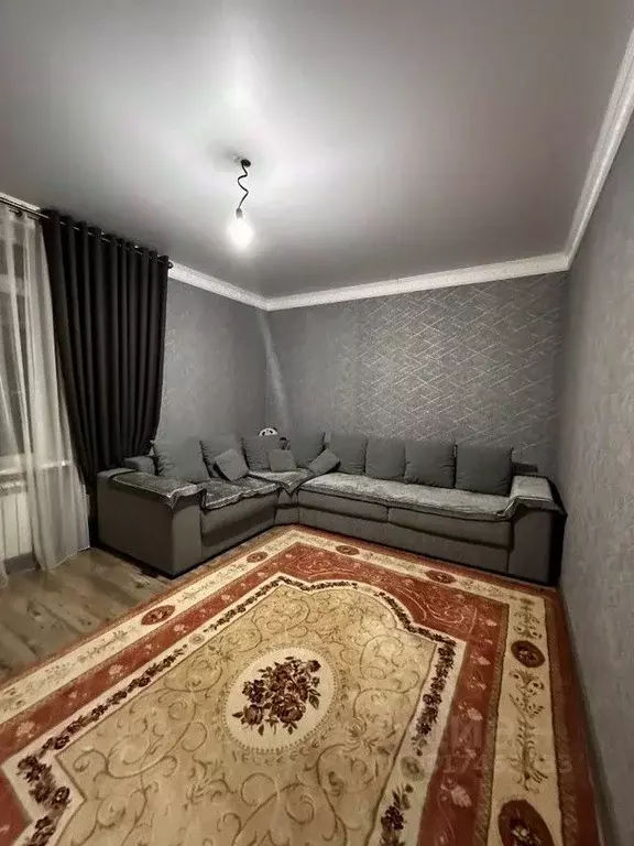 2-к кв. Дагестан, Махачкала ул. Лизы Чайкиной, 52Л (80.0 м) - Фото 0