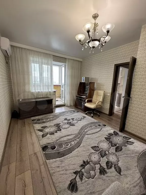 1-к. квартира, 39 м, 7/10 эт. - Фото 0