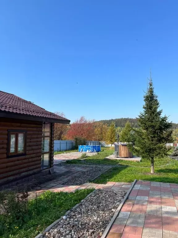 Дом в Пермский край, Осинский муниципальный округ, с. Комарово ул. ... - Фото 2