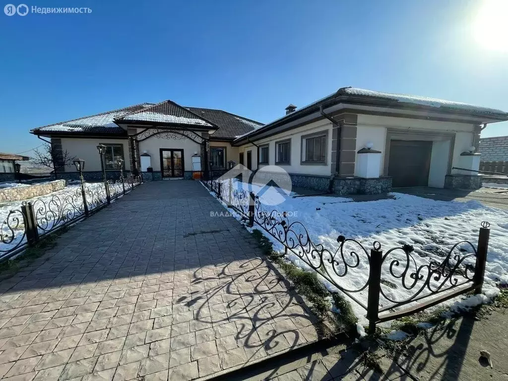 Дом в Искитим, улица Западный Жилмассив, 232 (374 м) - Фото 1