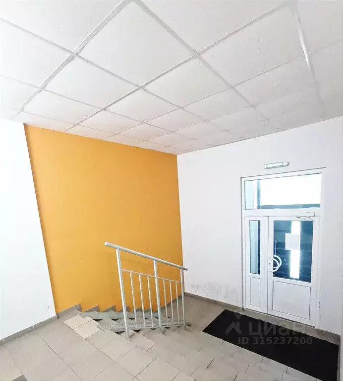 2-к кв. Карелия, Петрозаводск ул. Попова, 13А (62.0 м) - Фото 1